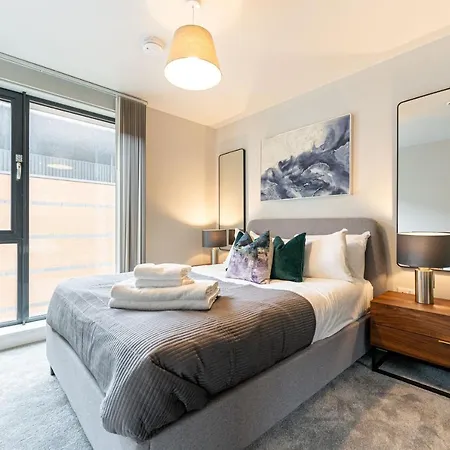 St Martin's Place 2 Bed Luxury Bham Apartamento